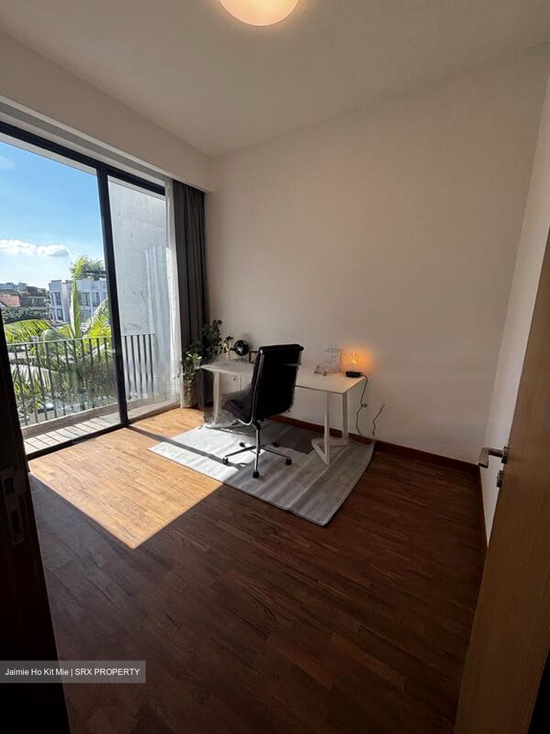 Sunrise Avenue (D28), Terrace #485869101